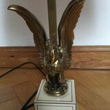 Lamp to lay with brass molding