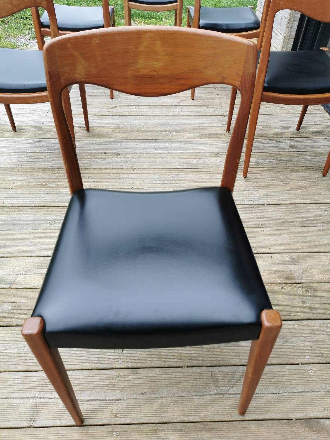 Lot de 5 chaises style Niels Otto Moller
