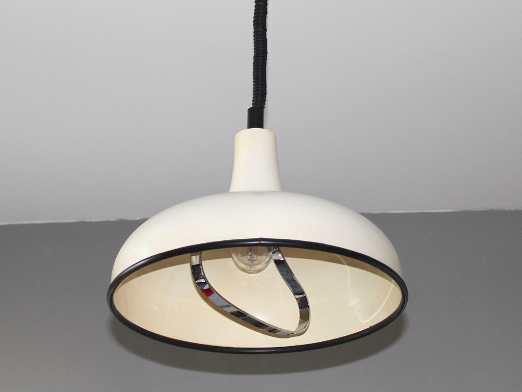 Ufo space-age hanging lamp