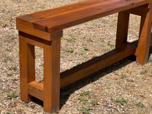 Paire de bancs modernistes en bois années 70