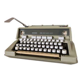 Hermes 3000 typewriter