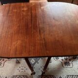 English extending table (included) & lion paw legs, seats 6 to 8.