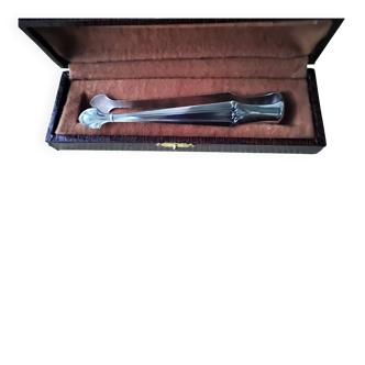 Silver-plated sugar tongs in its case     Art Deco style