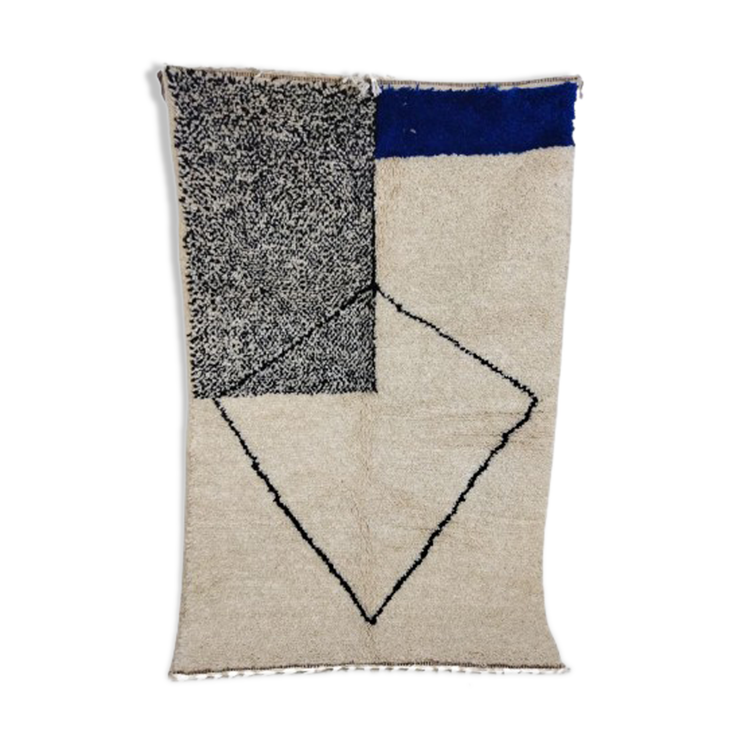 Moroccan berbere carpet 174x109cm