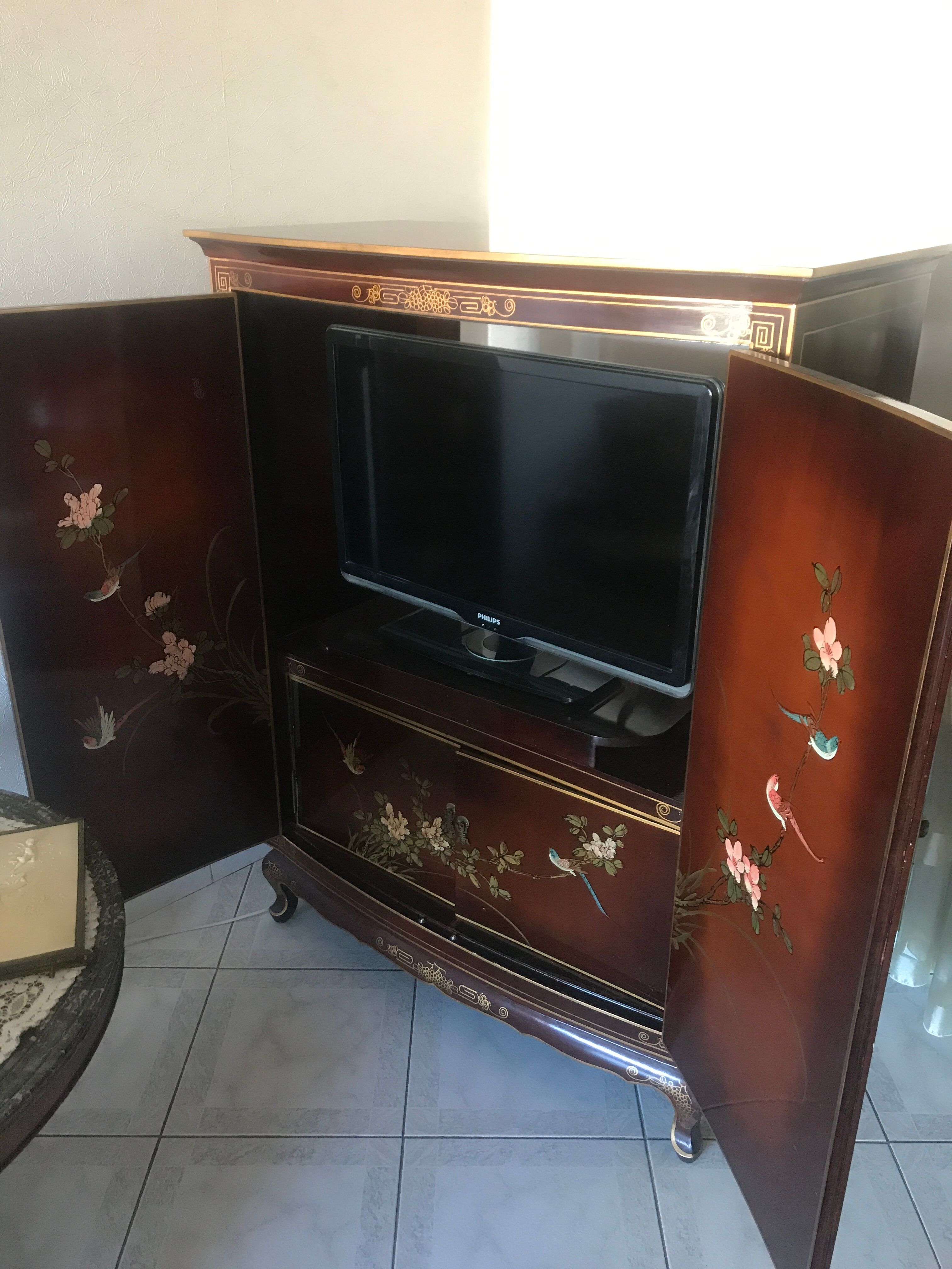 Japanese TV furniture lase