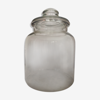 Glass jar with lid