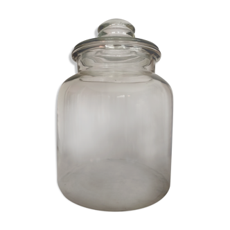 Glass jar with lid