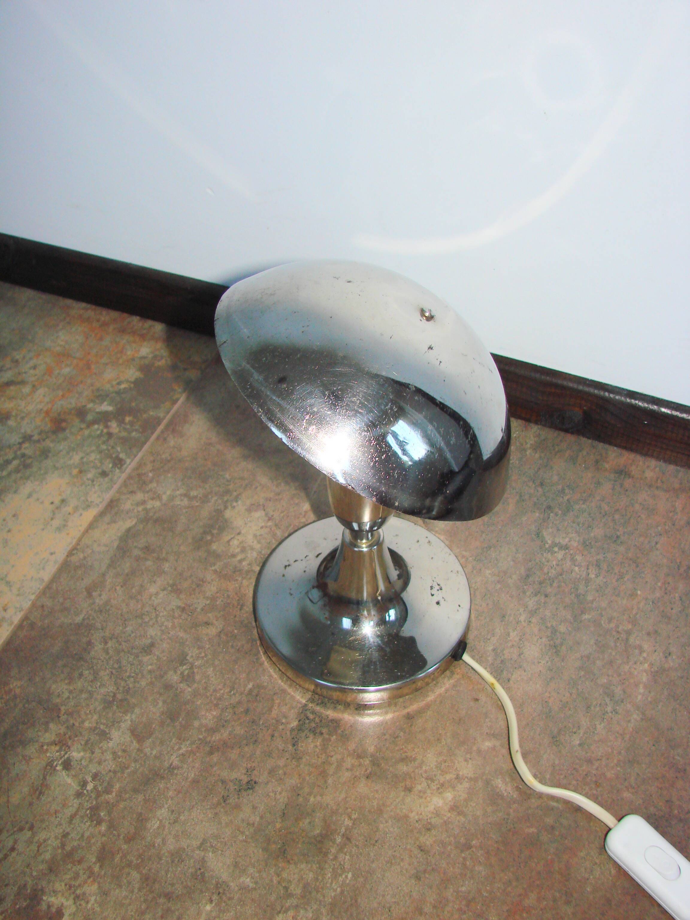 A Polish ‘mushroom’ table lamp from the 1960s.