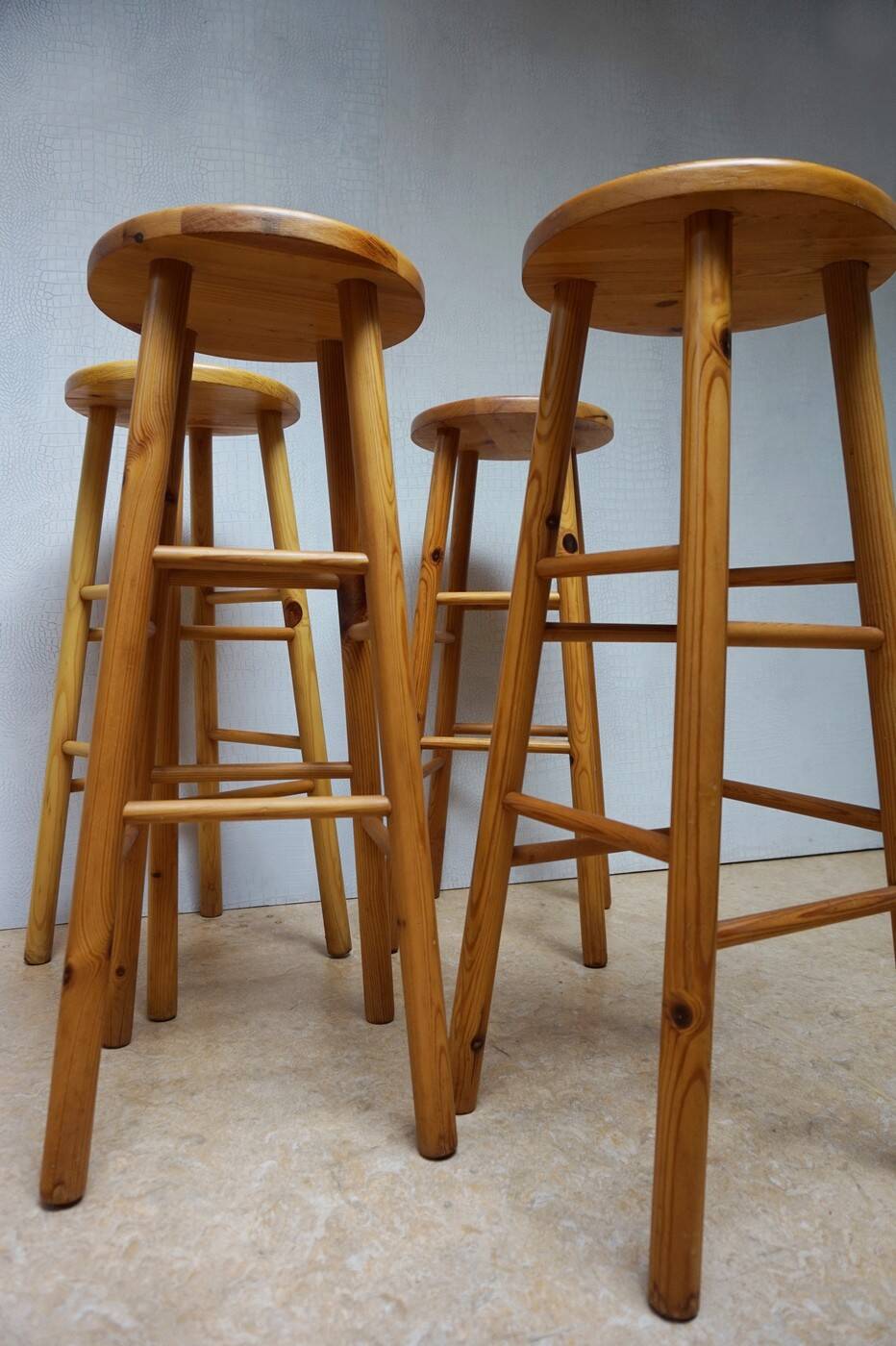 Set of 4 midcentury vintage high pine bar stools