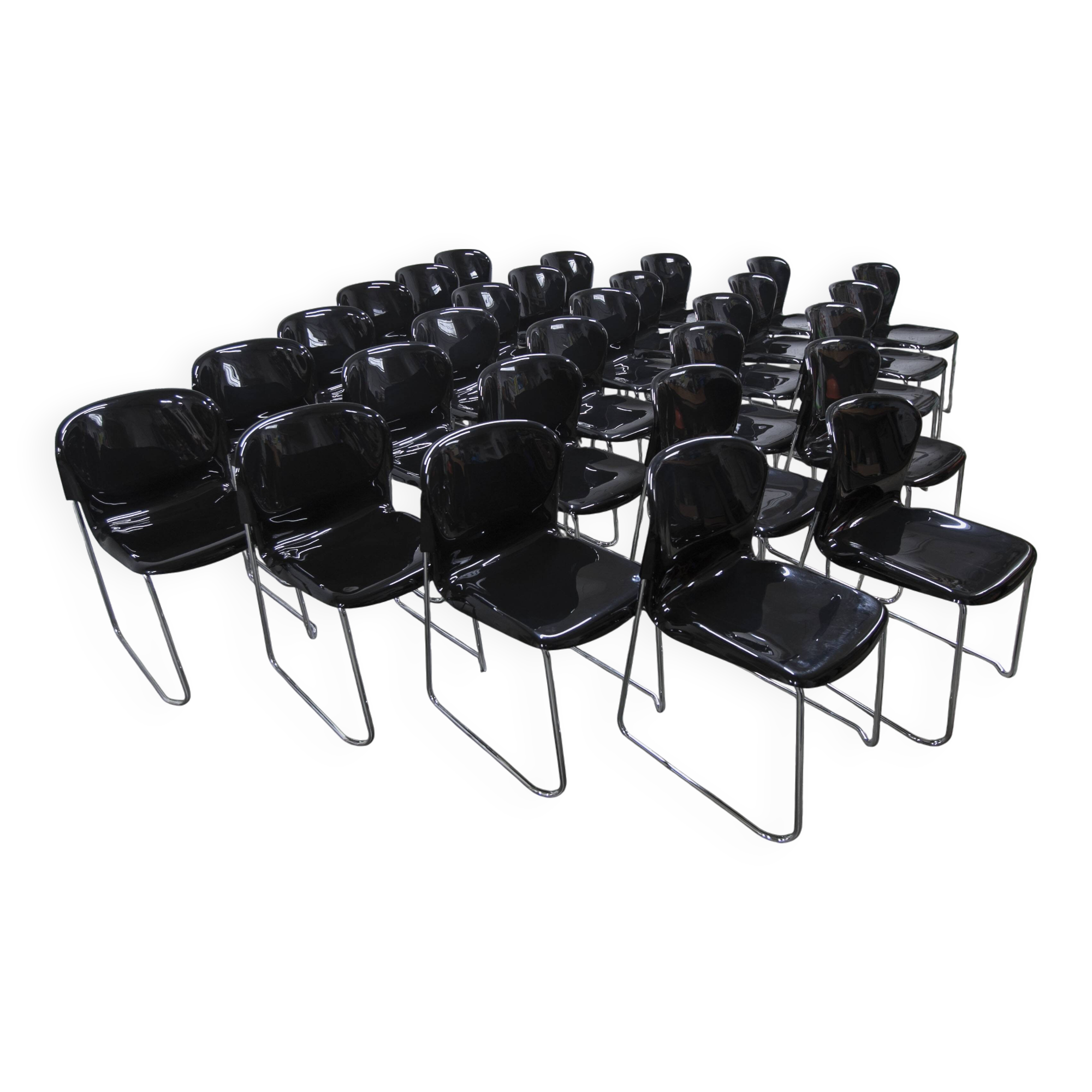 Lot de 29 chaises SM400 design Gerd Lange 1980 Drabert empillables
