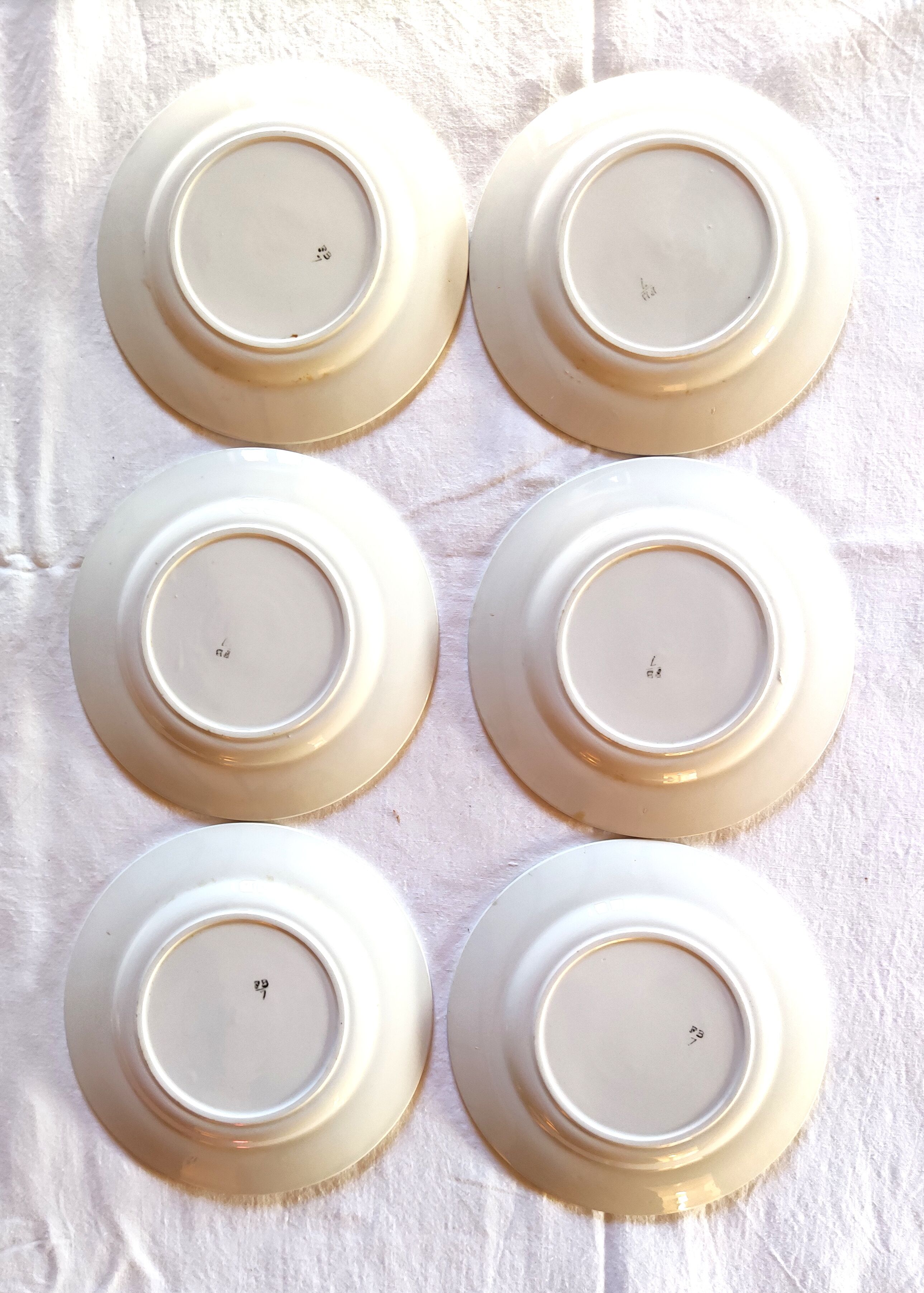 6 blue and white Badonvilliers dessert plates