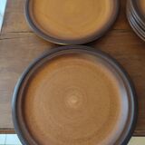 Set of 7 flat plates in faience of St Amand