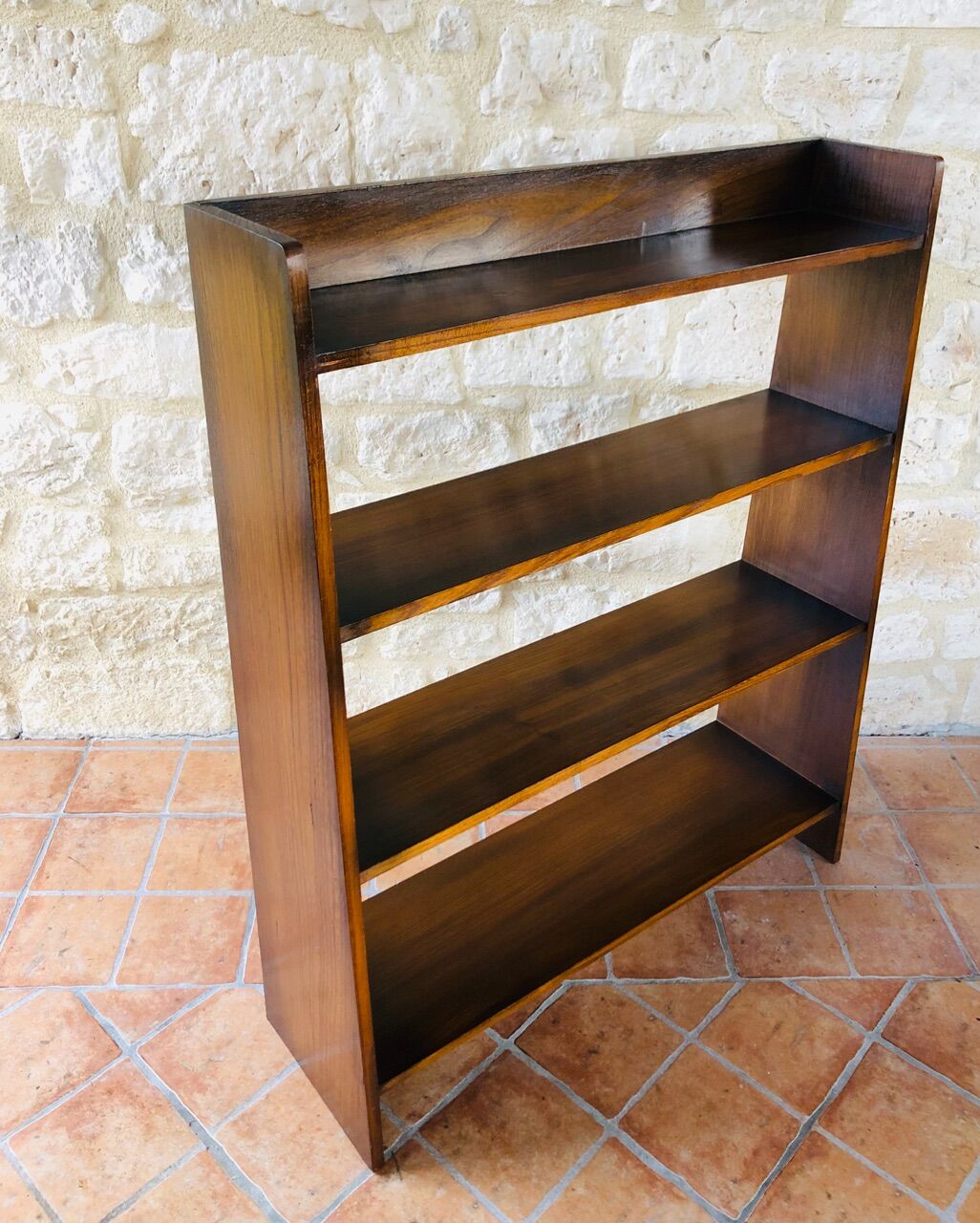 Vintage stand-pedding, Scandinavian style shelf by Herbert Gibbs, circa 60