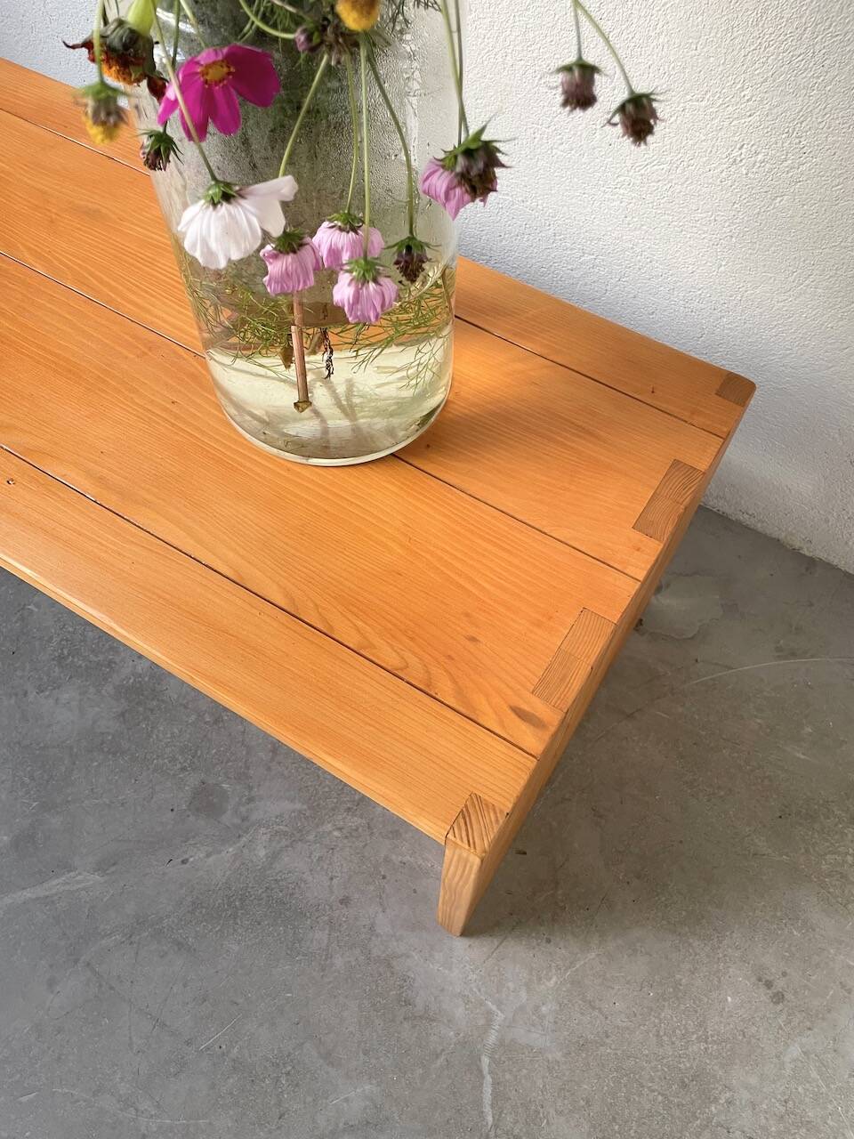 Maison Regain pine coffee table
