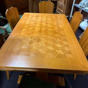 Dining table and its 6 chairs