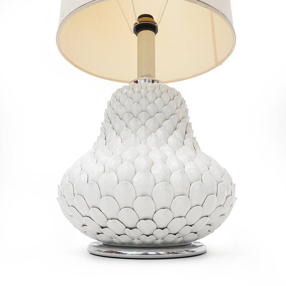 Artichoke table lamp in white ceramic, 1970s