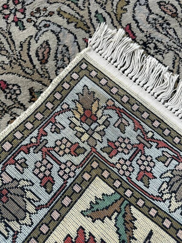 Tapis turc en soie