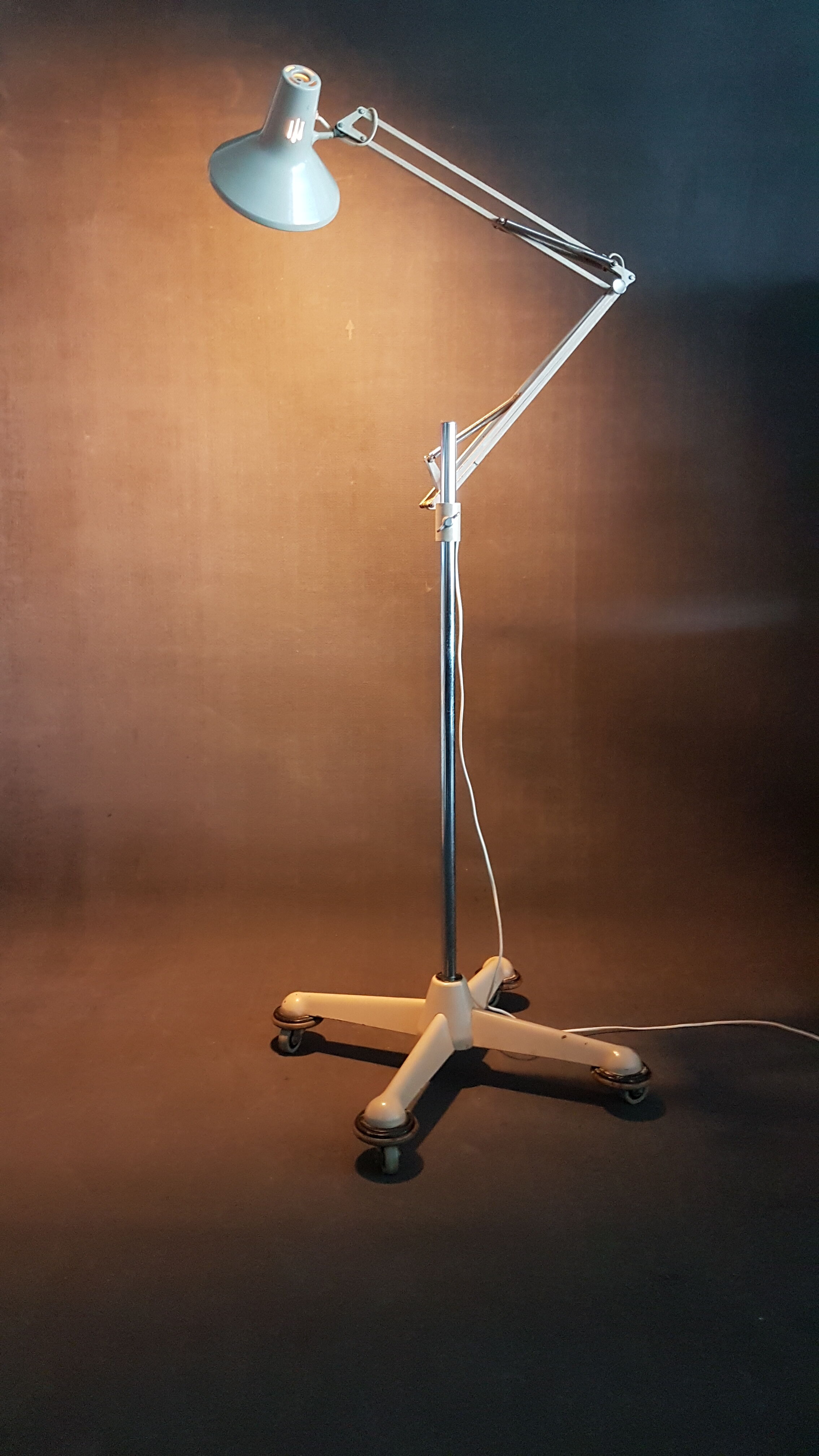 Luxo architect floor lamp on wheels, 1960s