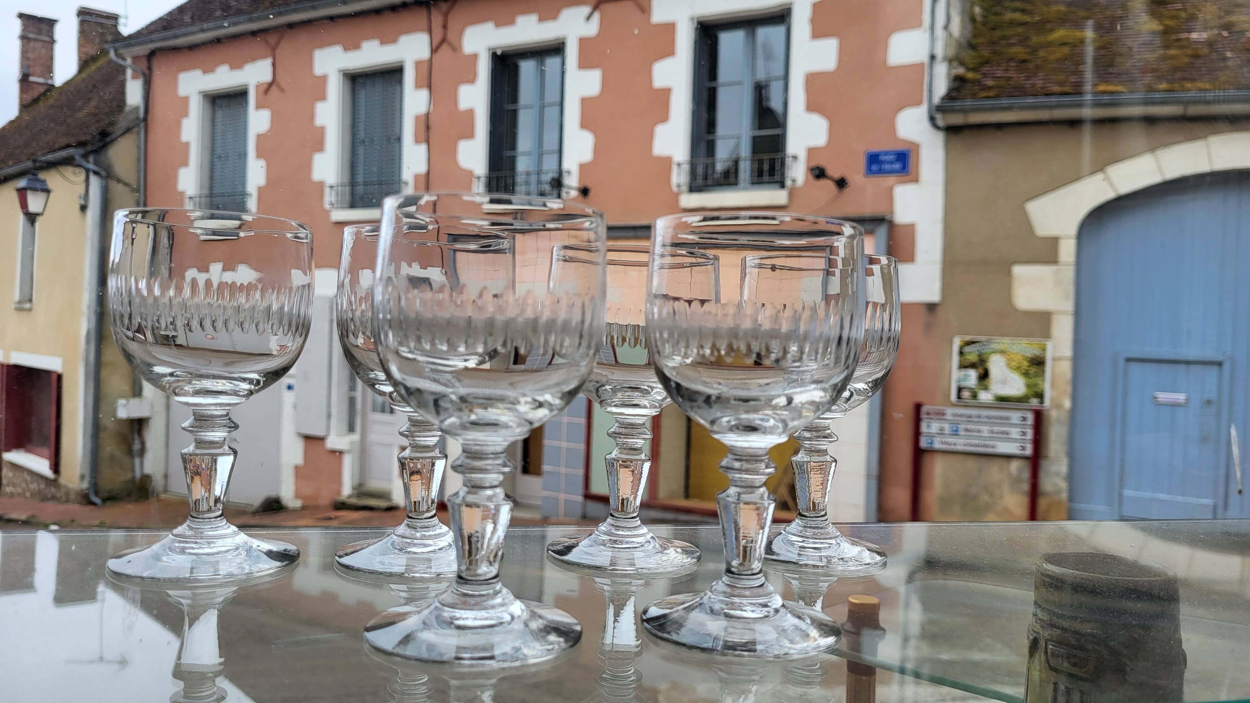 Set of 6 wine glasses XIXth