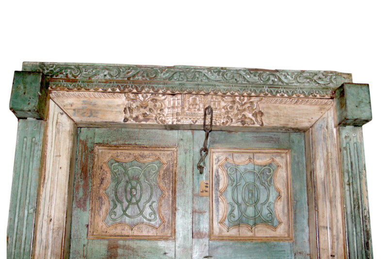 Indian gate yellow green sculptee old teck origin patina