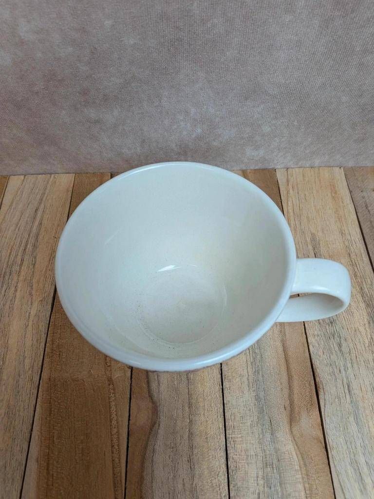 Mug Corona Colombia red décor in the style of toile de Jouy