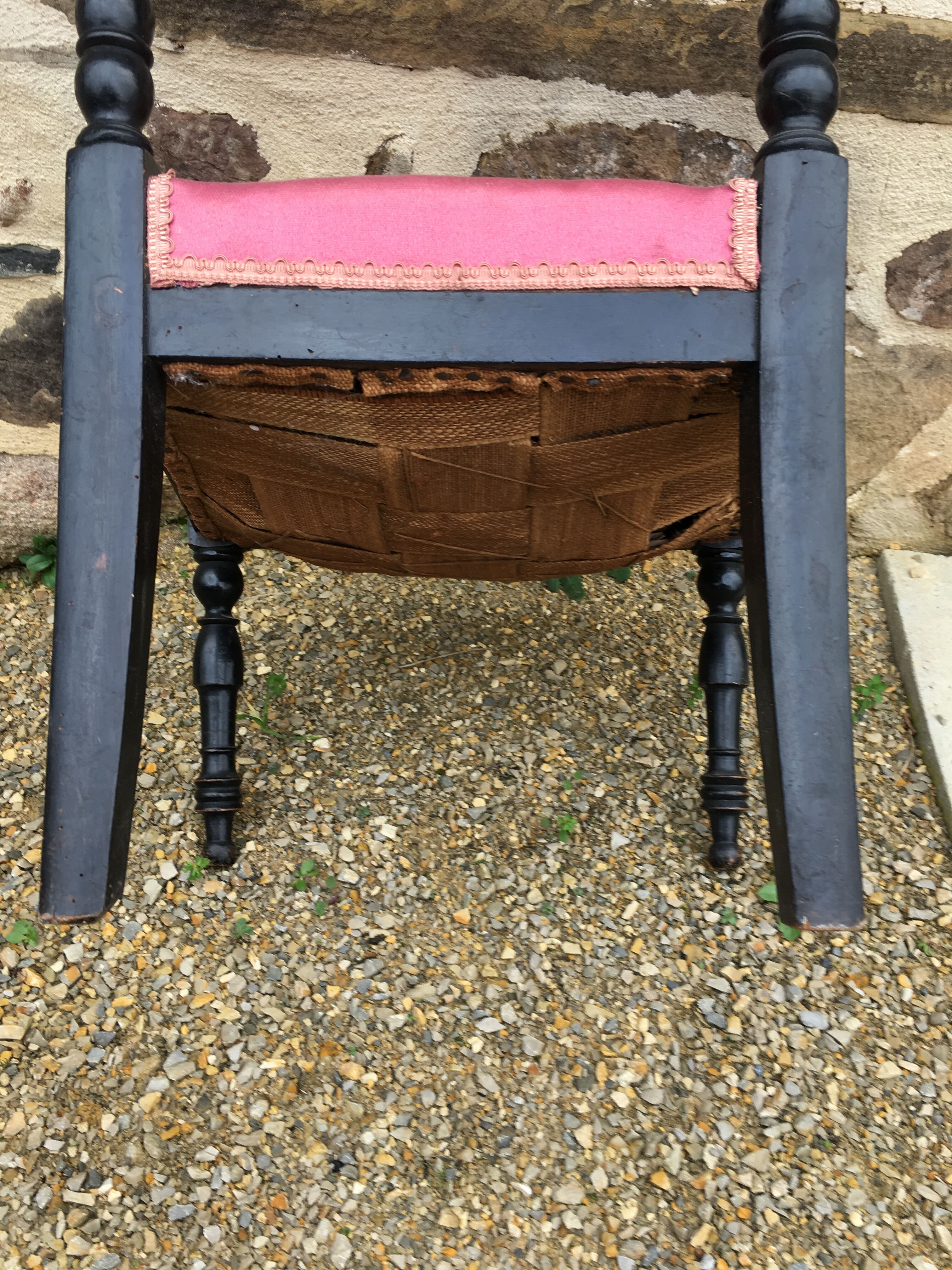 Colonial chair