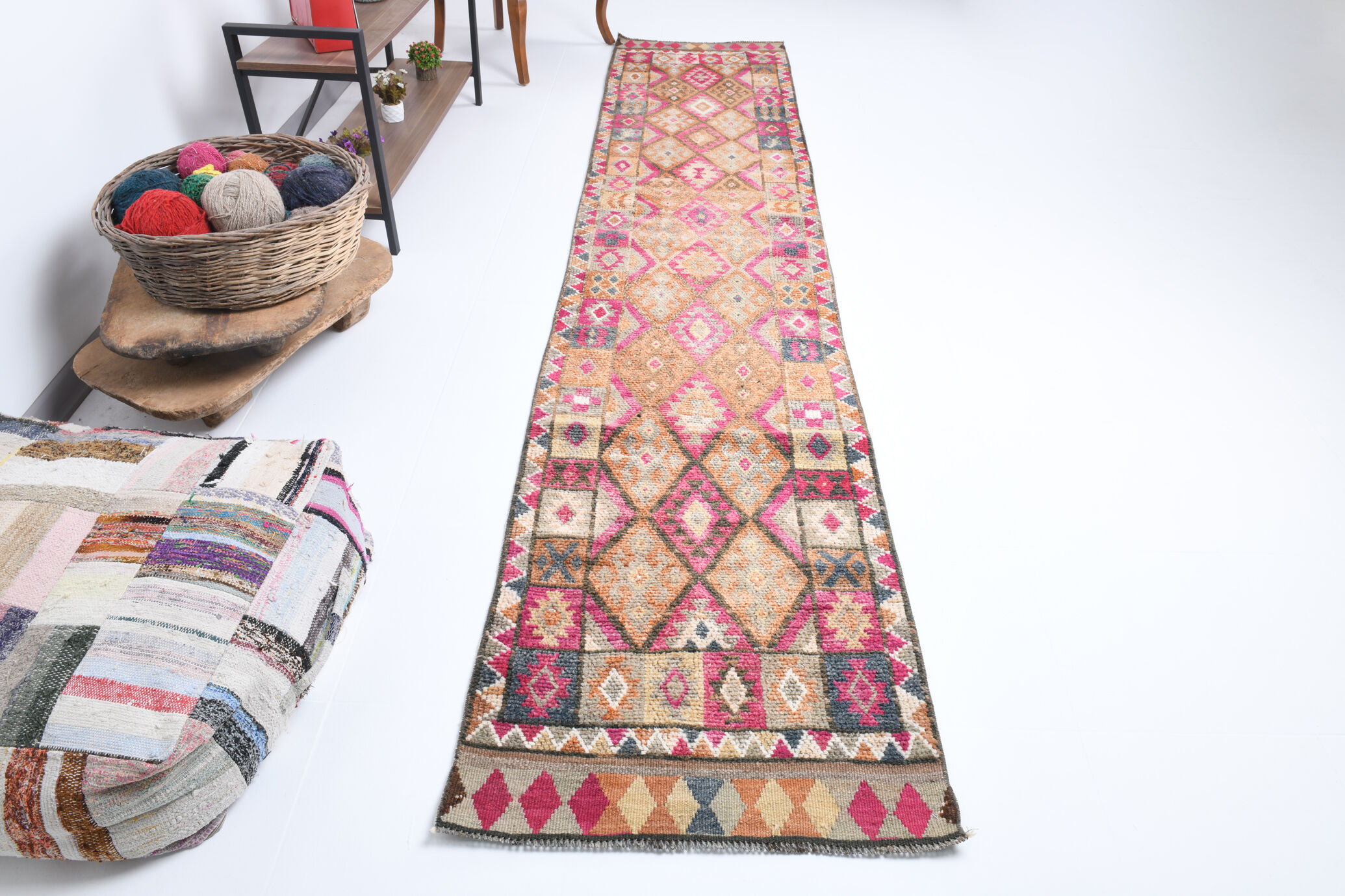 2x12 Narrow Vintage Runner Rug, 76x363Cm