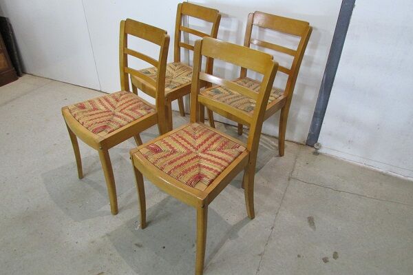 Lot of 4 chairs from the 50s in Monobloc
