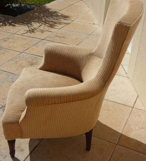 Old bergère upholstered in beige velvet – Firm back and seat