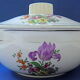 Soupière en semi-porcelaine d'Orchies à décor floral