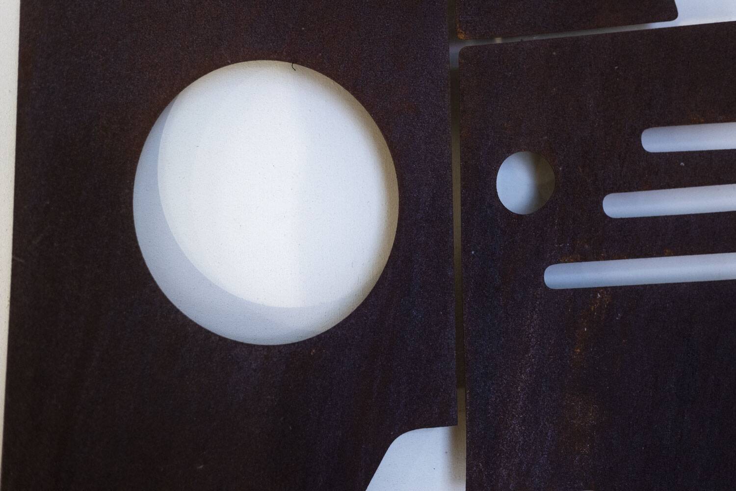 Antonine de Saint Pierre. Decorative panel "Sacha". Year 2024.