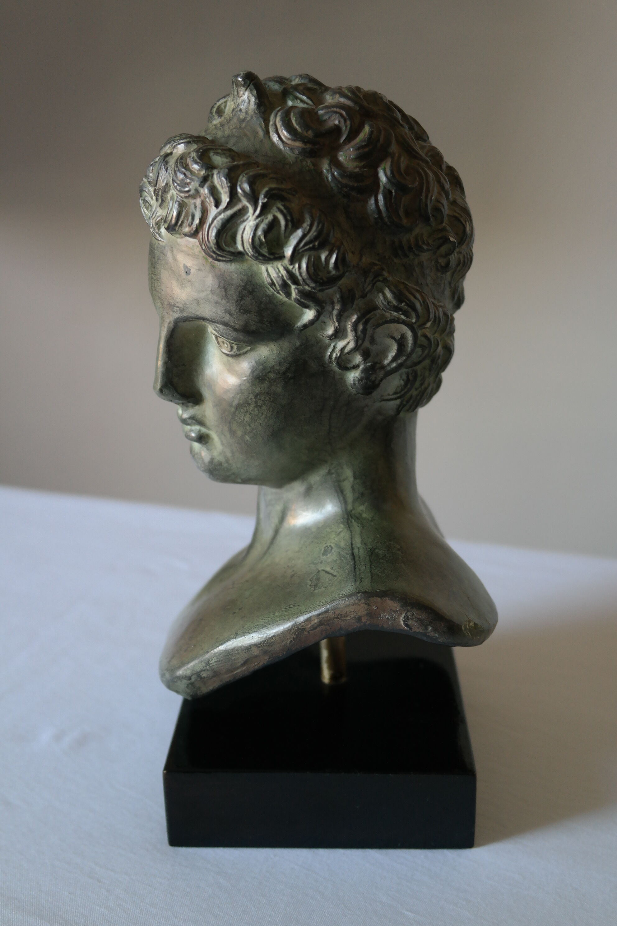 Greek marathon boy bust