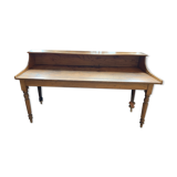 Trade table / office