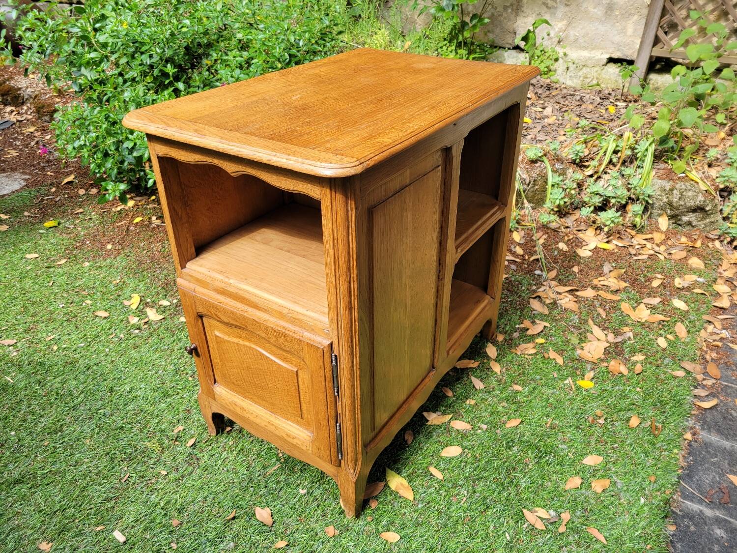 TV cabinet