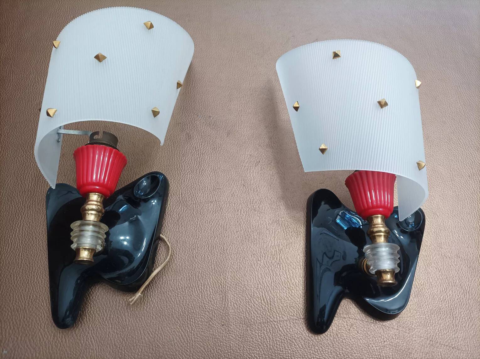 Pair of 1950s Rockabilly wall lights in brass, black and red