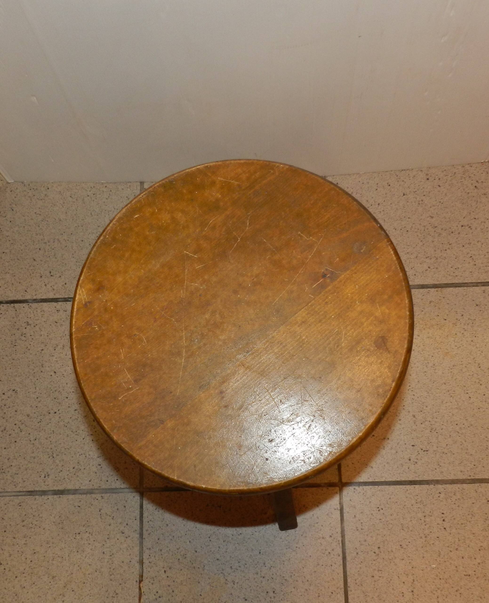 Vintage screw stool
