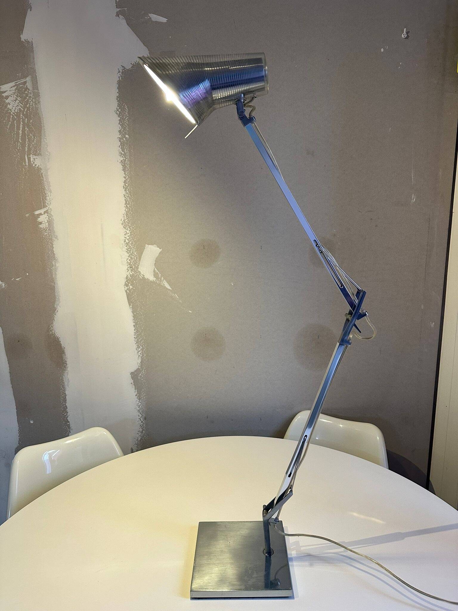 Lampe Kelvin T design Antonio Citterio édition Flos