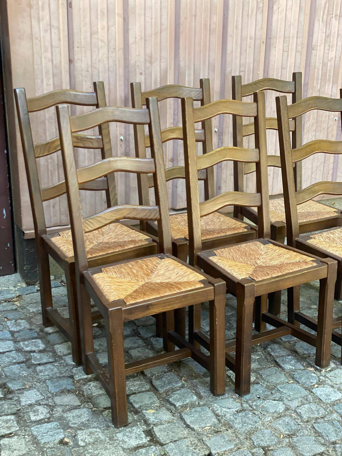 6 chaises à manger bois massif foncé paillées des années 70