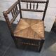Fauteuil de coin de cheminée ancien