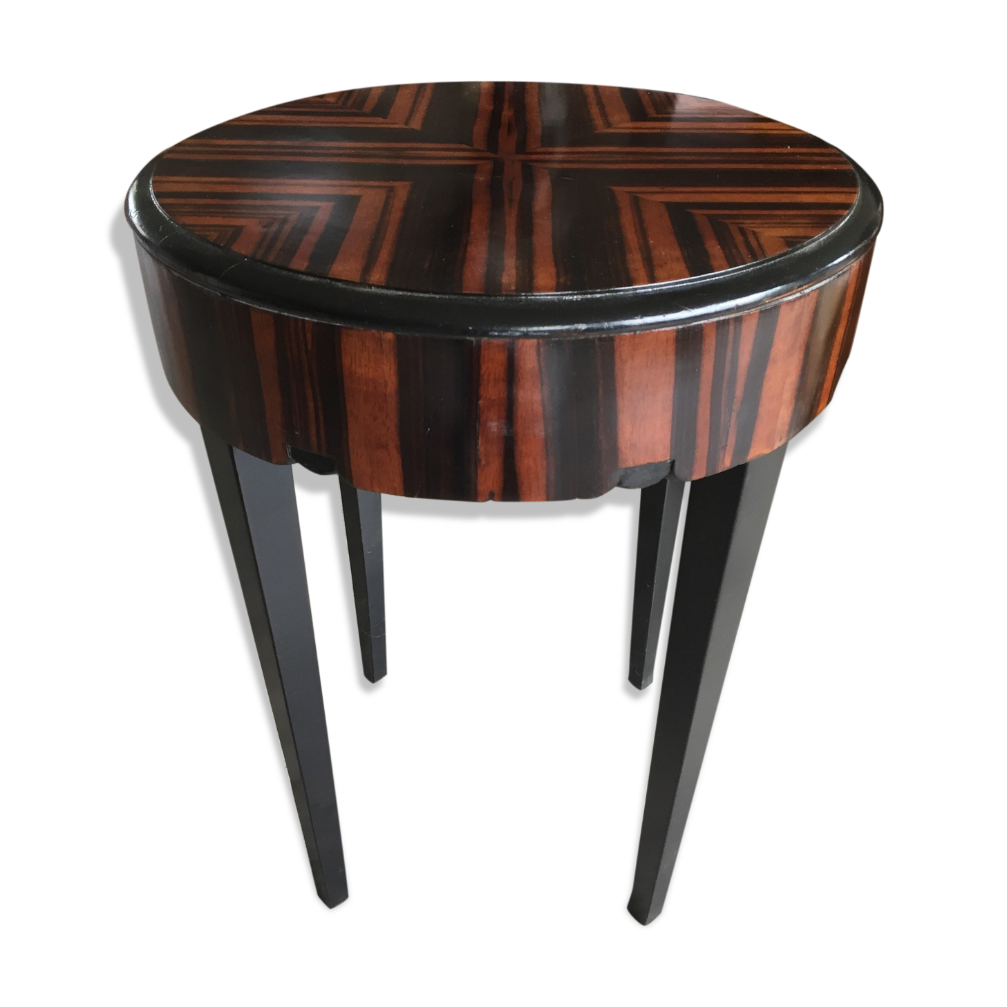 Art deco side table