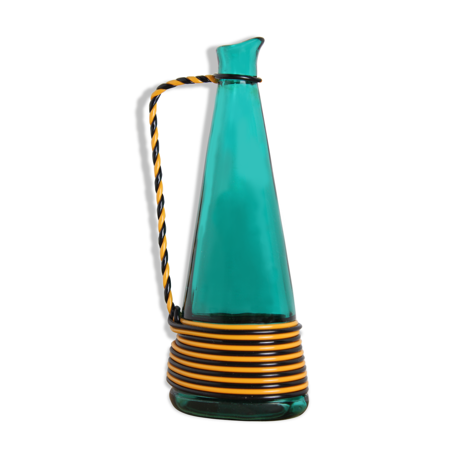 Vase in green glass and lanyards 70s doilies