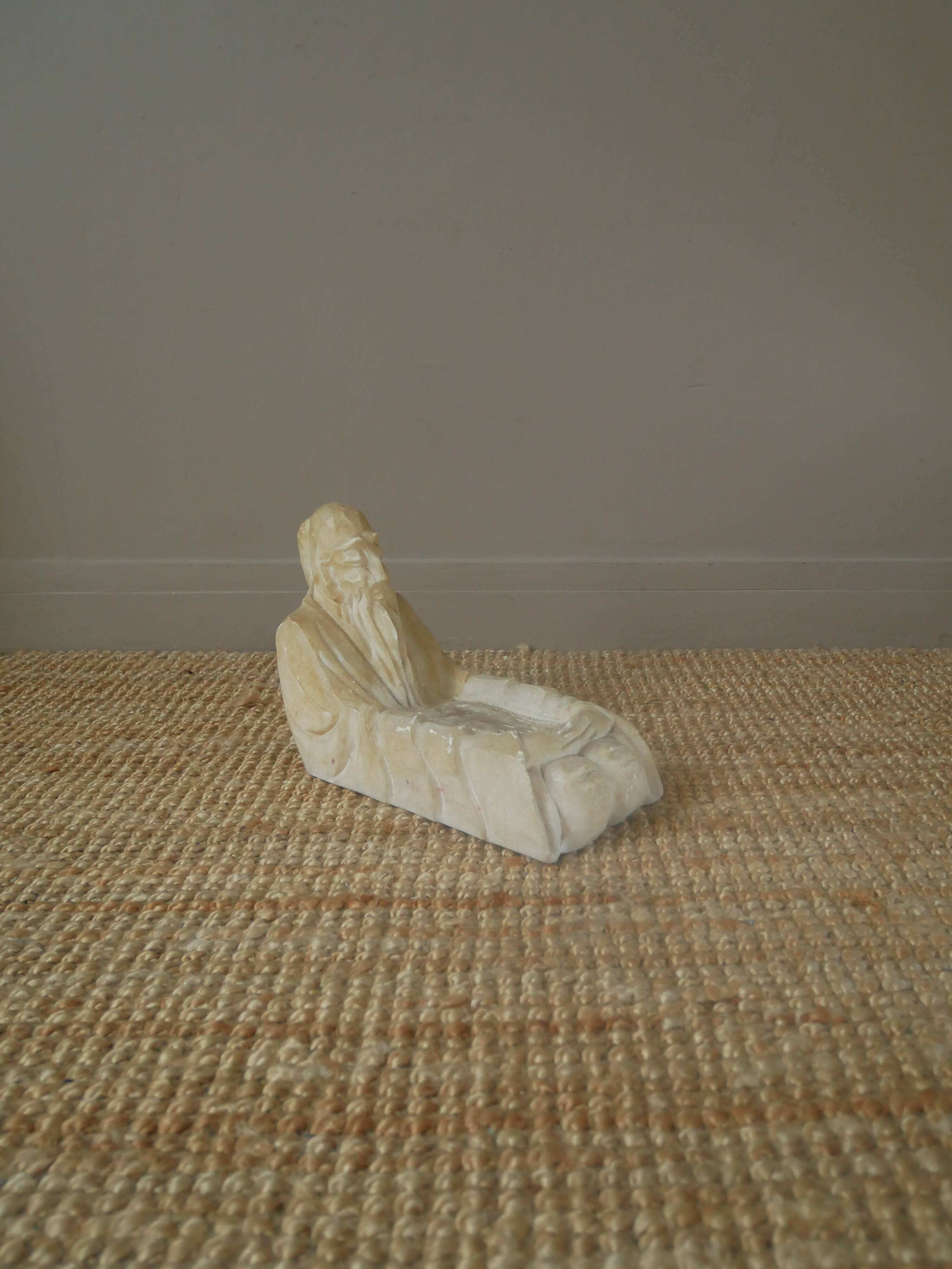 Alabaster sculpture empty pocket Asian decoration object handcrafted countryside seated man