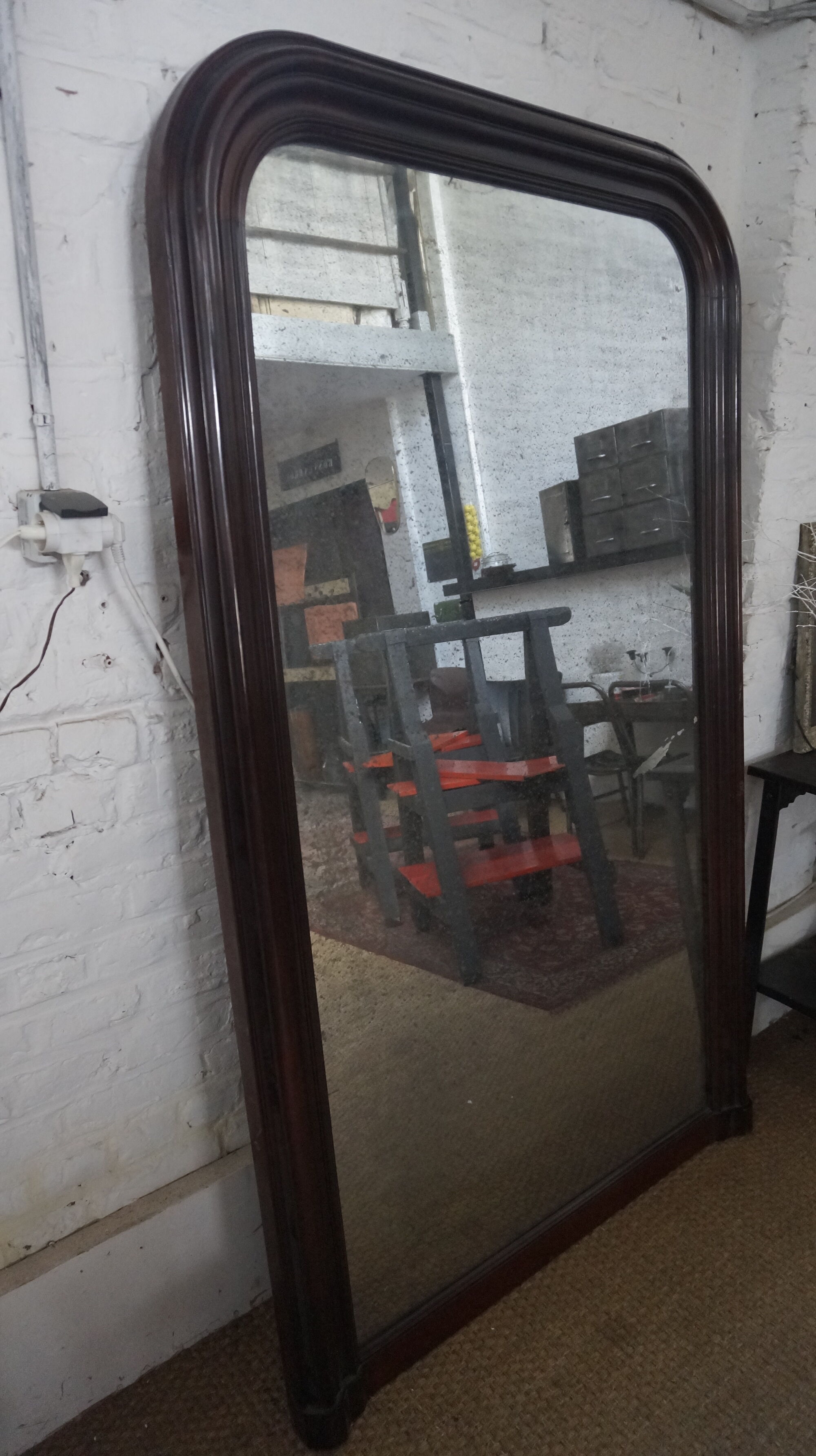 Large mahogany mirror 110x182cm