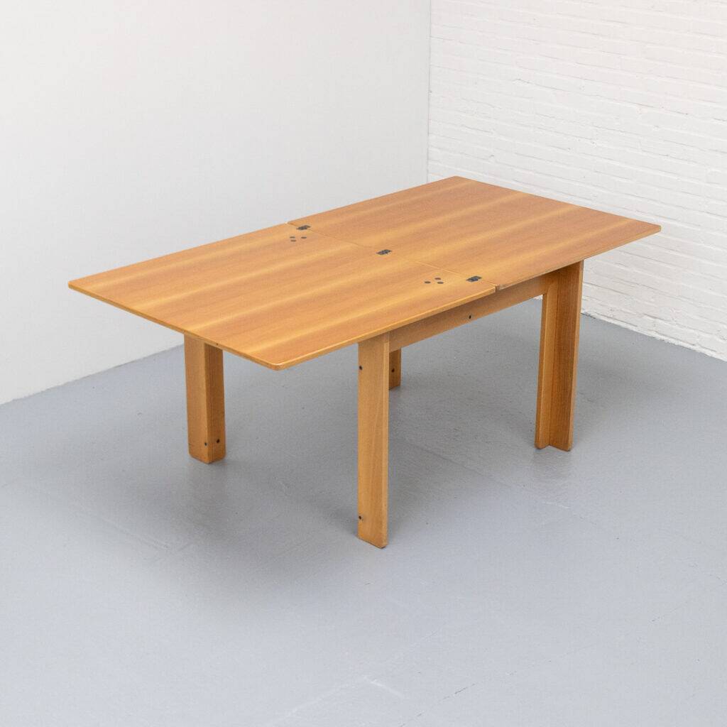 Afra & Tobia Scarpa Model 778 dining table Cassina 1970s