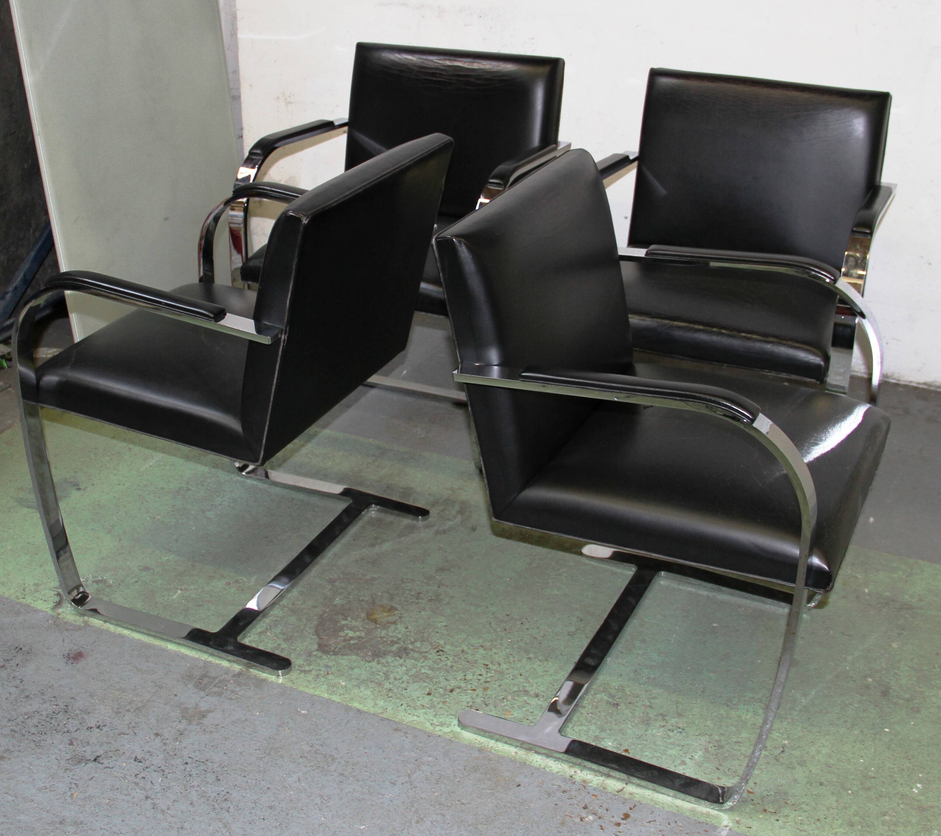 Suite of 4 BRNO armchairs, Mies Van Der Rohe, Knoll