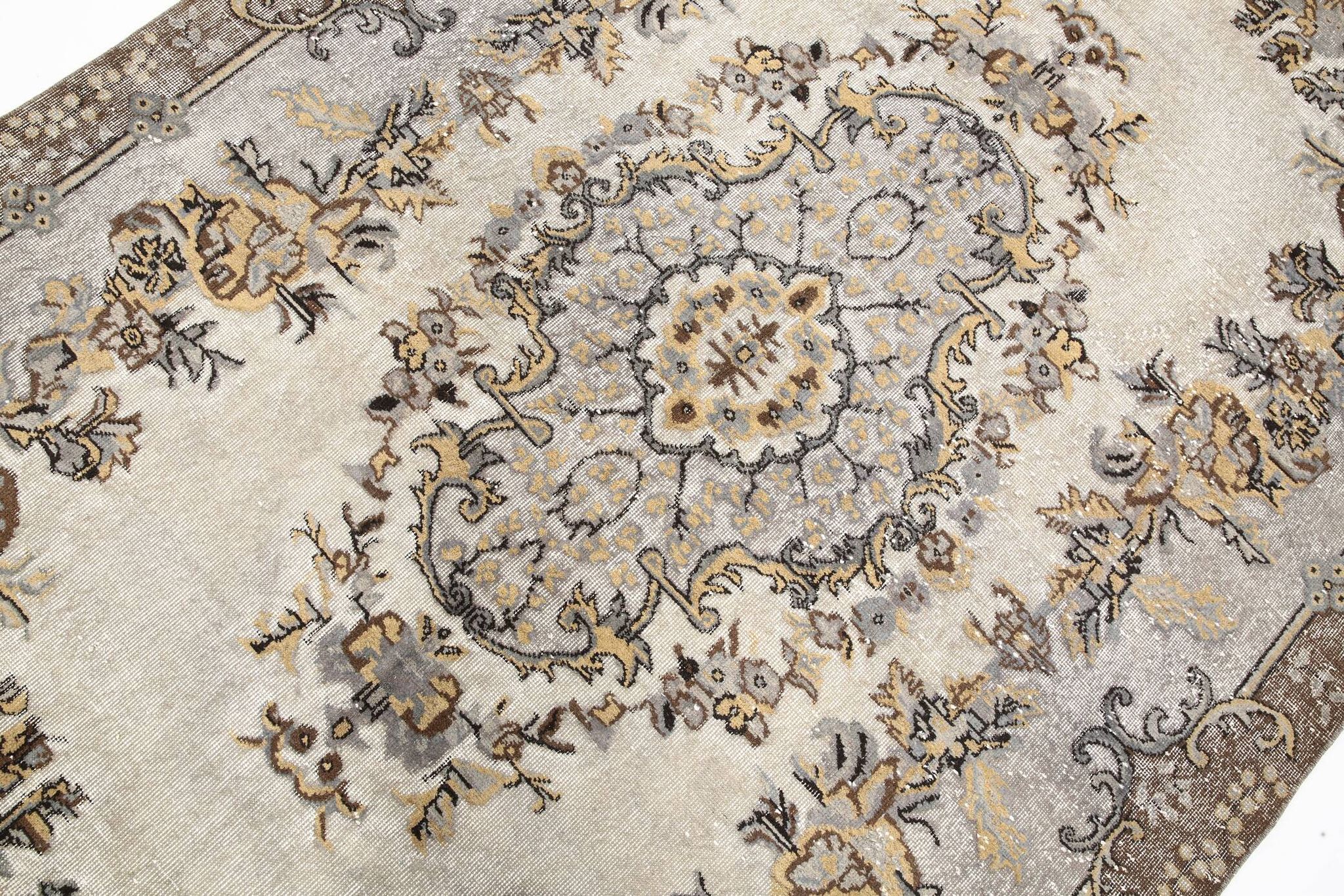 7x10 Rug For Living Room Classic Vintage Turkish Rug, 201x324Cm SK 1871