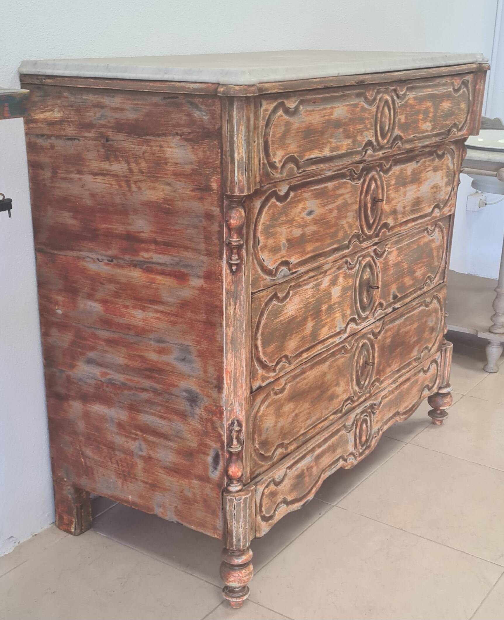 commode ancienne belle patine prof  4 t  l118x56h110 tres belle
