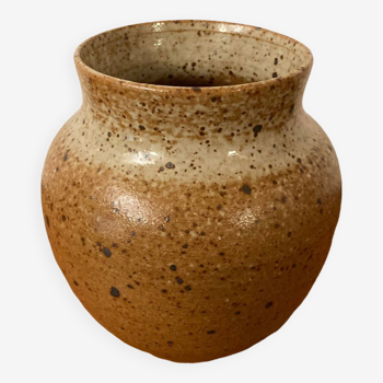 Fine terracotta vase