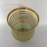 Vase doré et vert