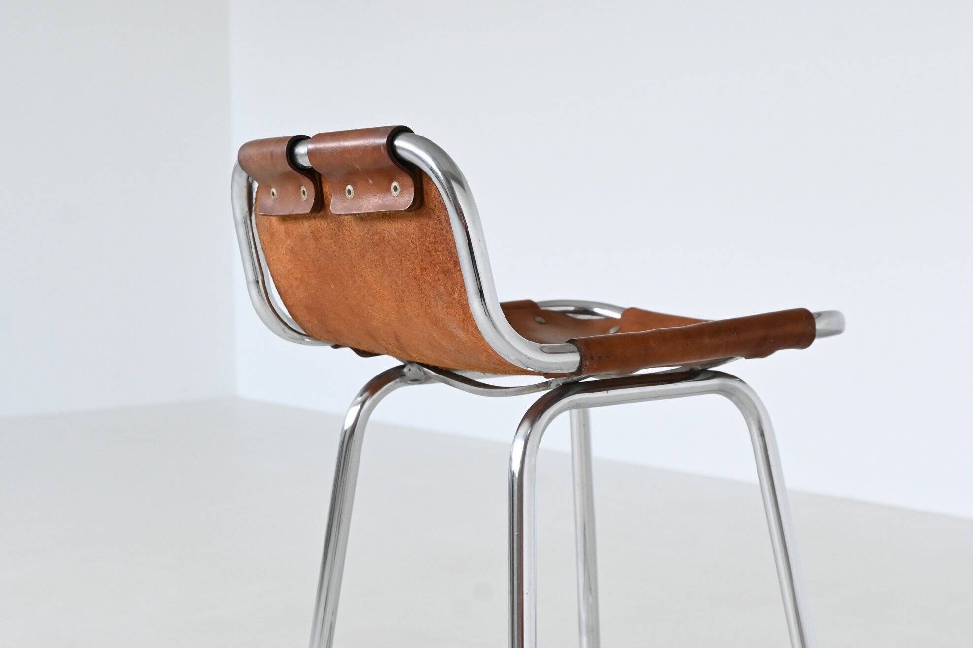 Ensemble de six tabourets de bar Charlotte Perriand, Station de ski des Arcs, France, 1960